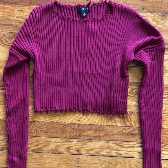 Burgundy sweater - Picture 1 of 1